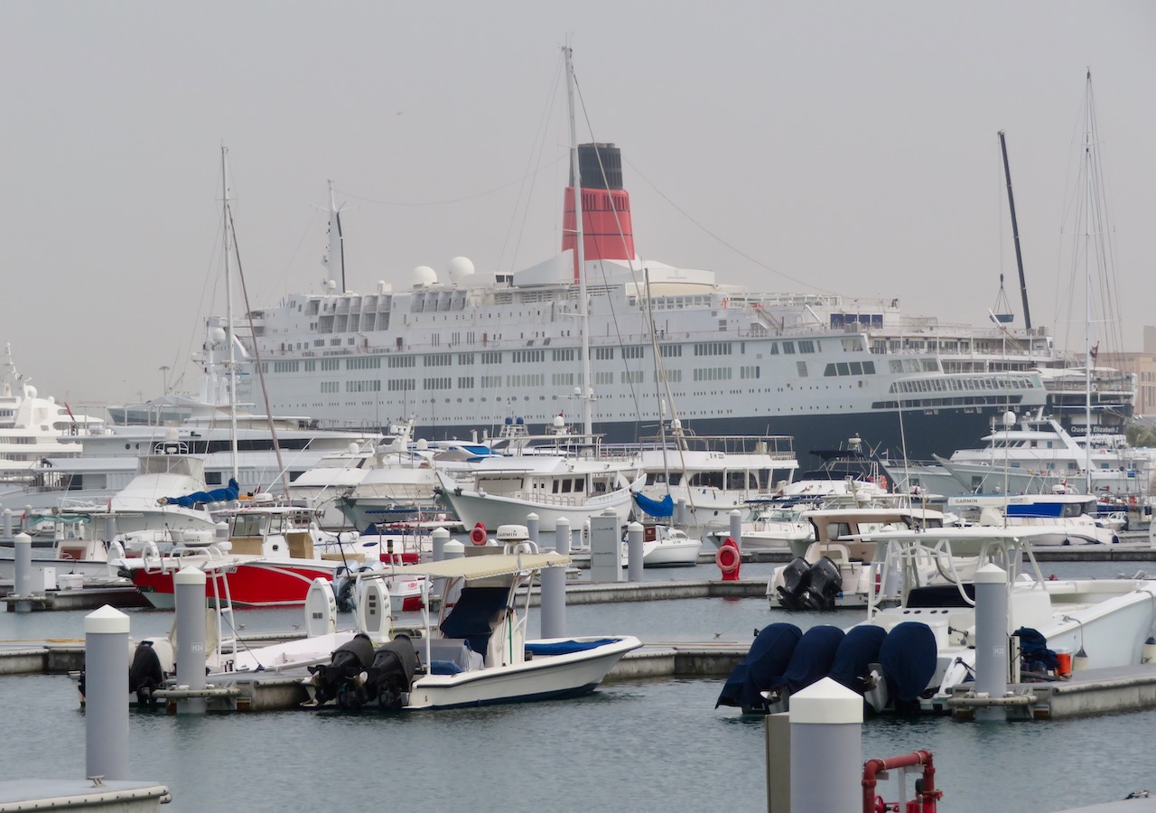QE2 from the marina